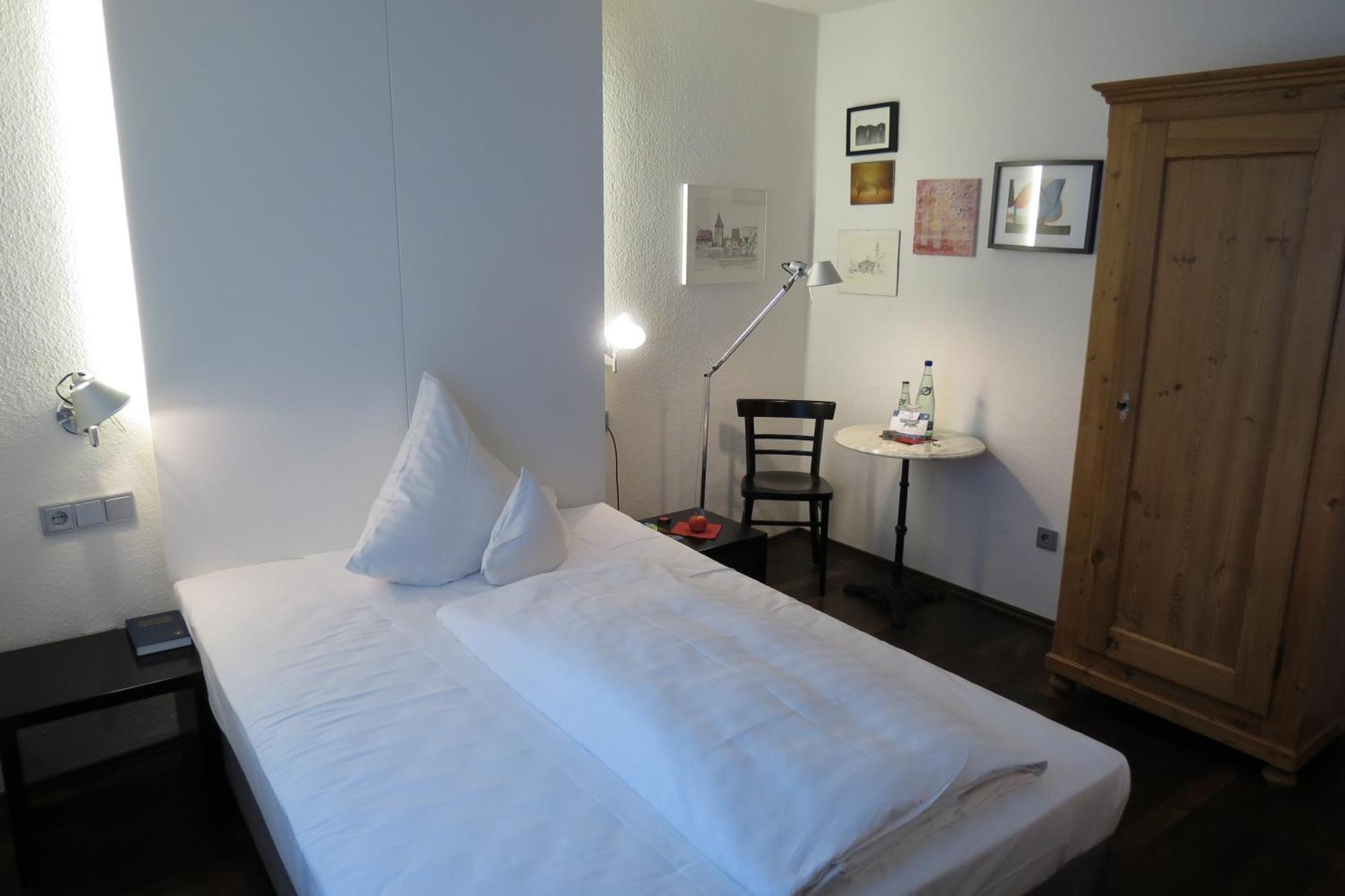 Hotel Am Main Veitshöchheim Habitación foto